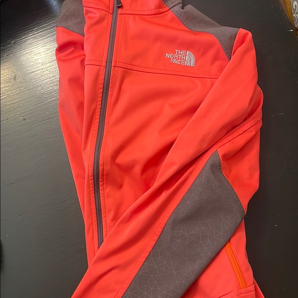 North face jacket - Picture 3 of 3
